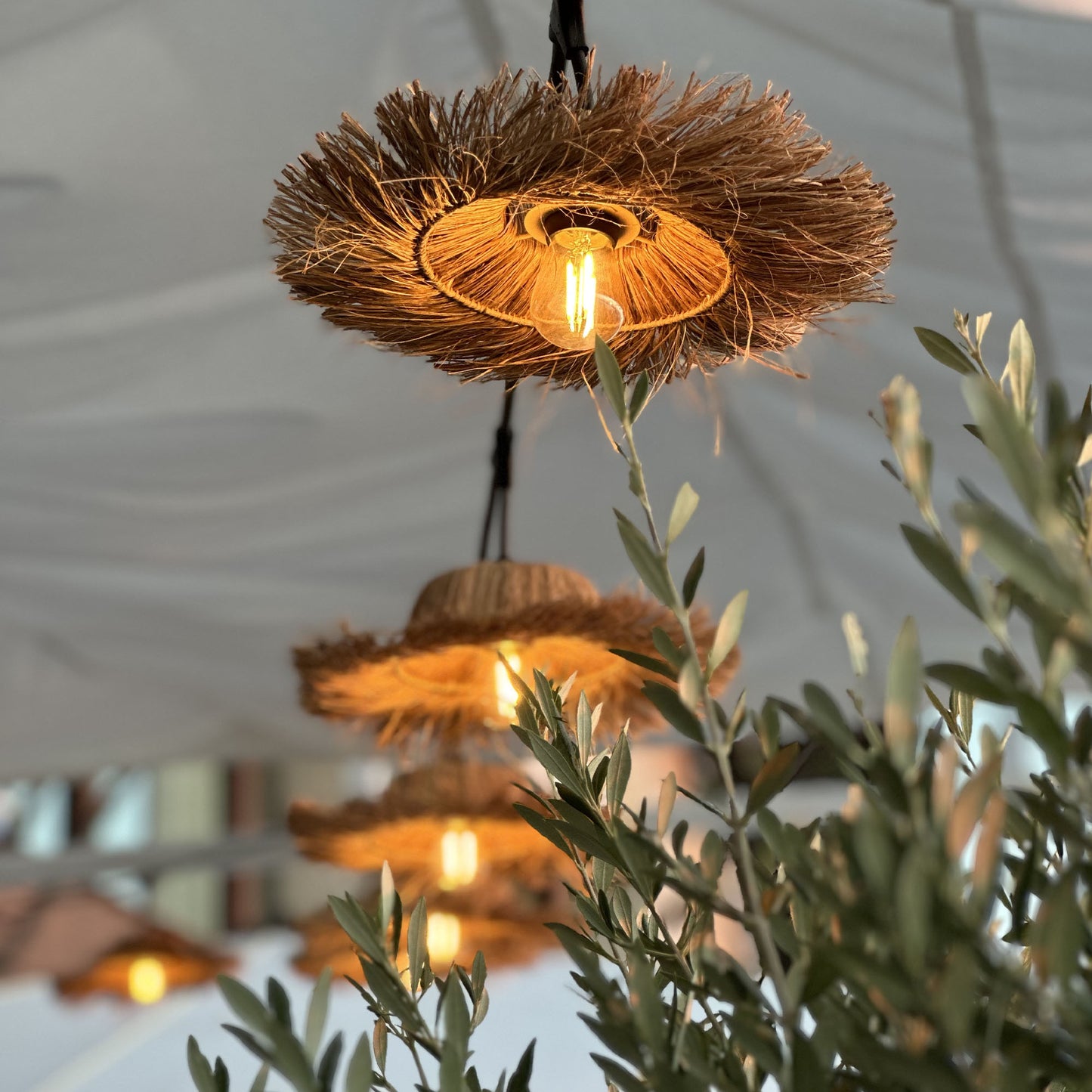 Guirlande lumineuse extérieure raccordable 6m avec 7 ampoules LED filament E27 blanc chaud TAHITI LIGHT Abat-jour en paille bohème