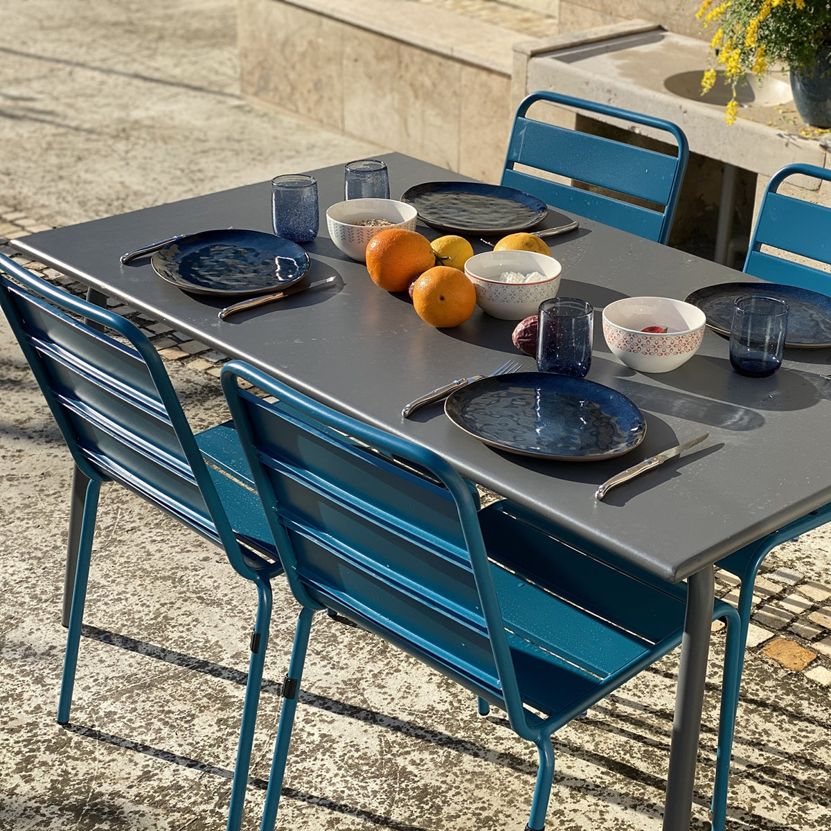 Mobilier de jardin métal