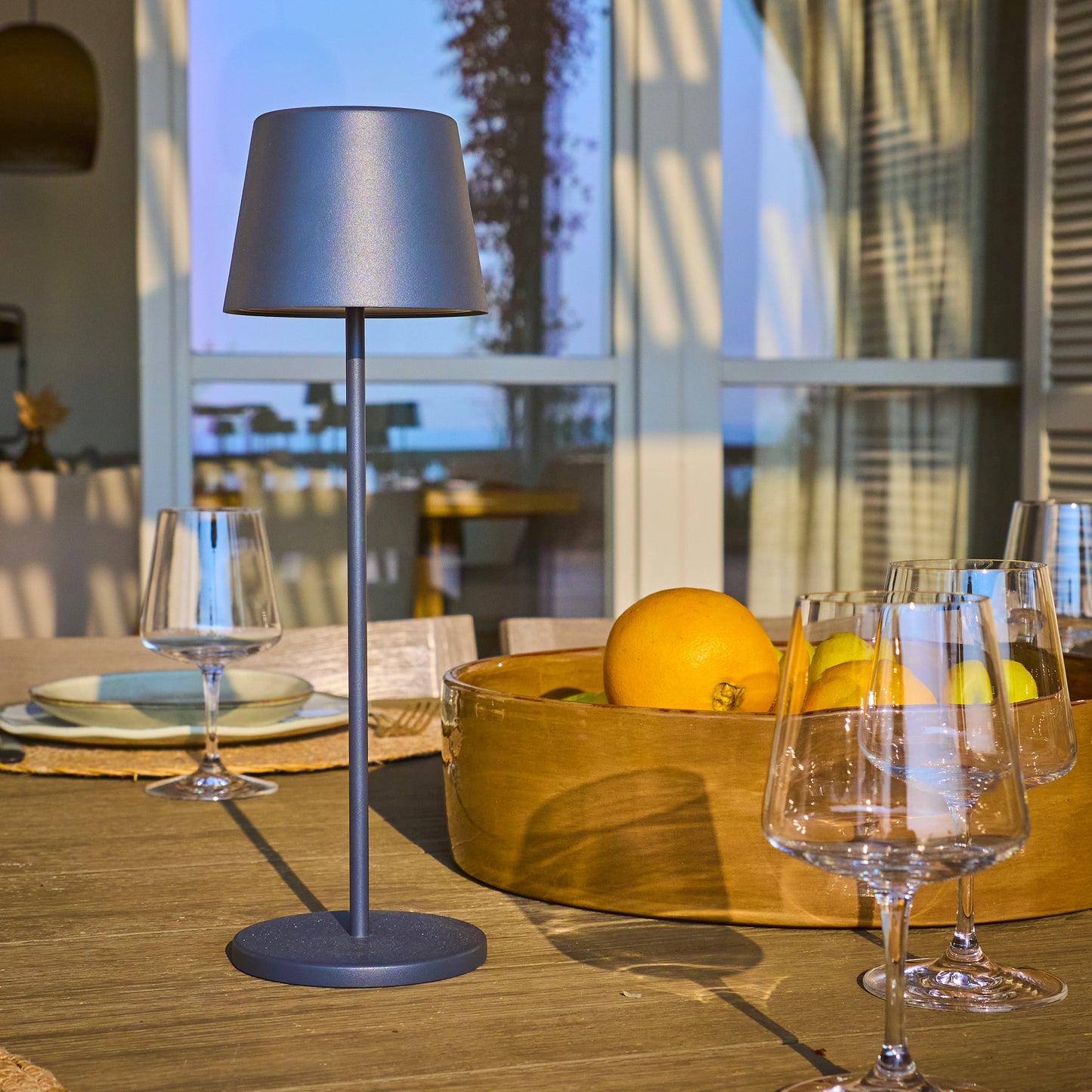 Lampe de table touch sans fil en aluminium gris KELLY ROCK LED blanc dimmable H38 cm