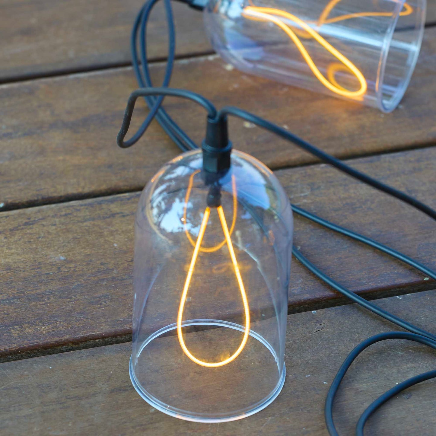 Guirlande lumineuse sur secteur raccordable 8 cloches LED blanc chaud à filaments apparents GLOW LIGHT 15m
