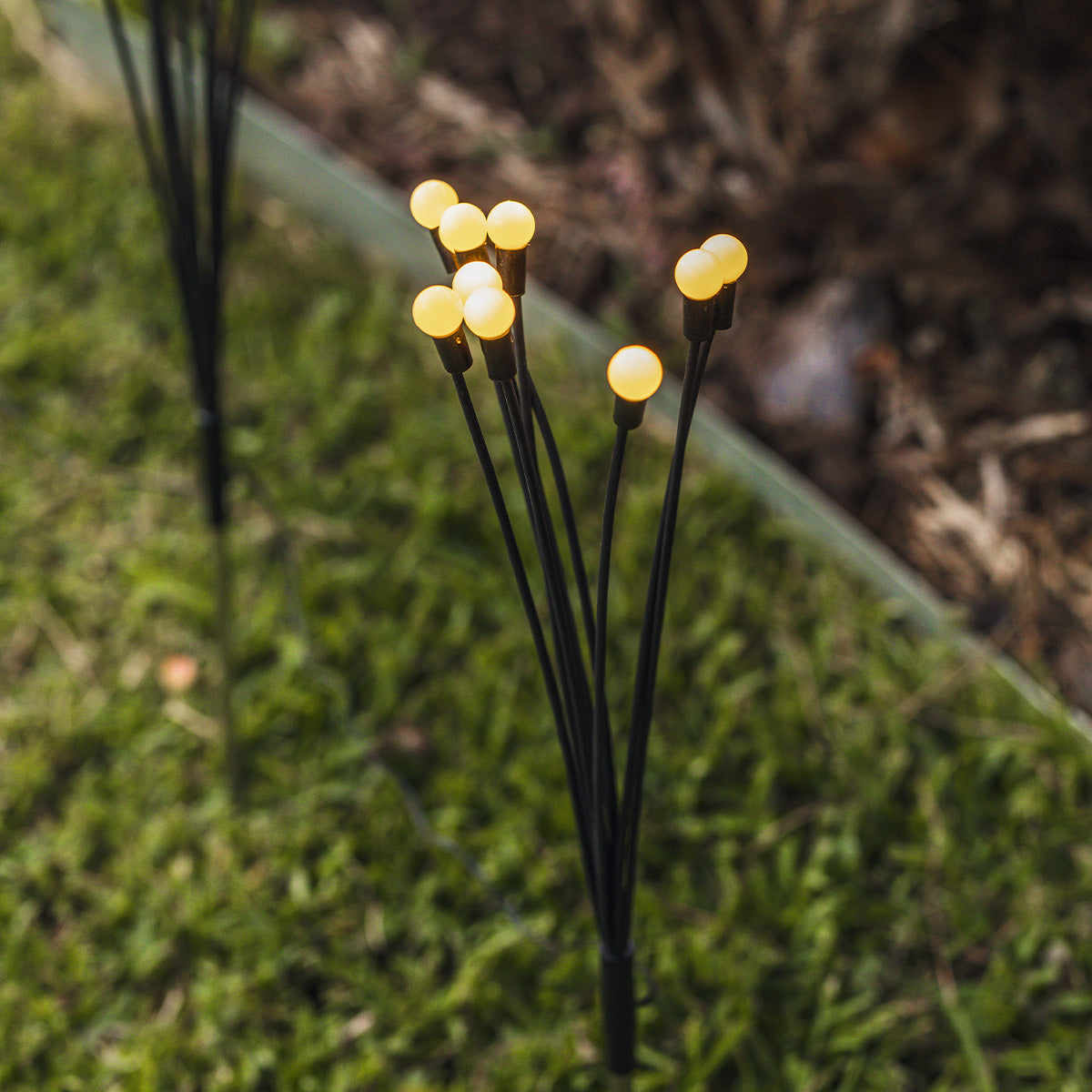 Lot de 4 torches solaires à boules lumineuses LYRA LED blanc chaud H73cm