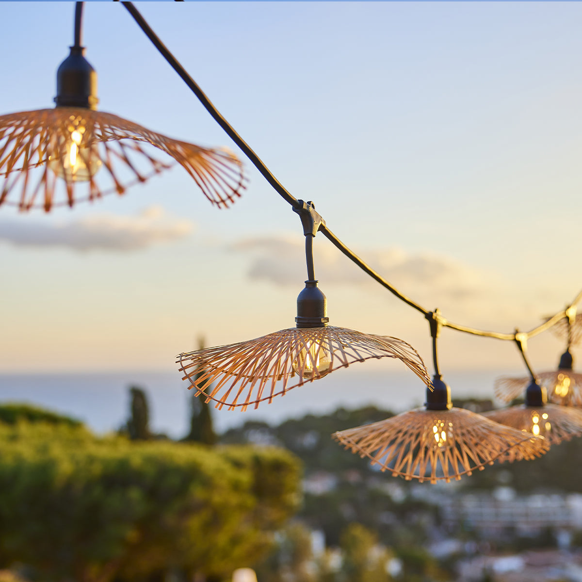 Lot de 2 guirlandes lumineuses extérieur connectables 14 abat-jour bambou style bohème ampoules filament E27 LED blanc chaud 2x SERENITY LIGHT 10m